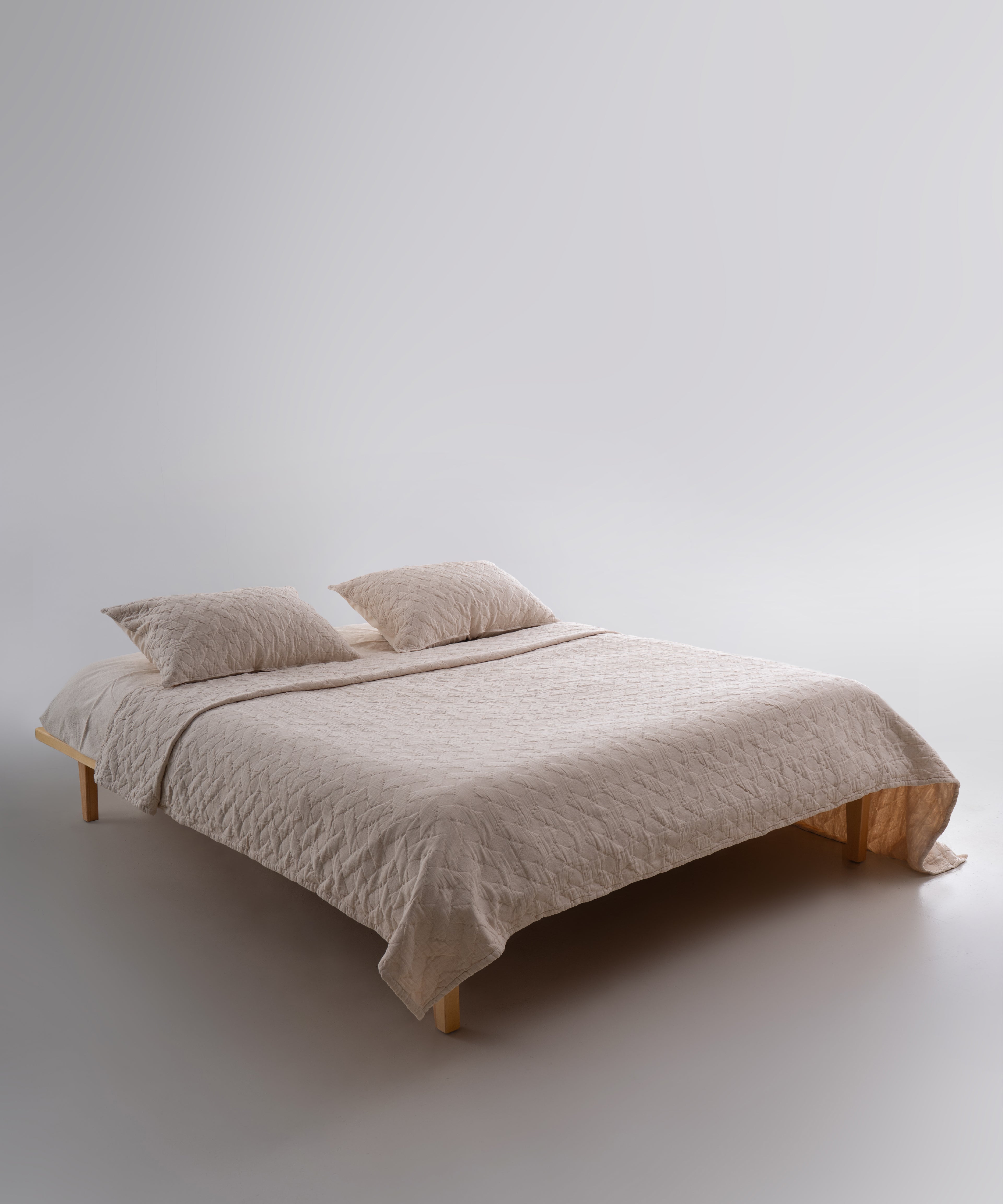 Brianna 100% Cotton Stonewashed Bedspread Set - Cream