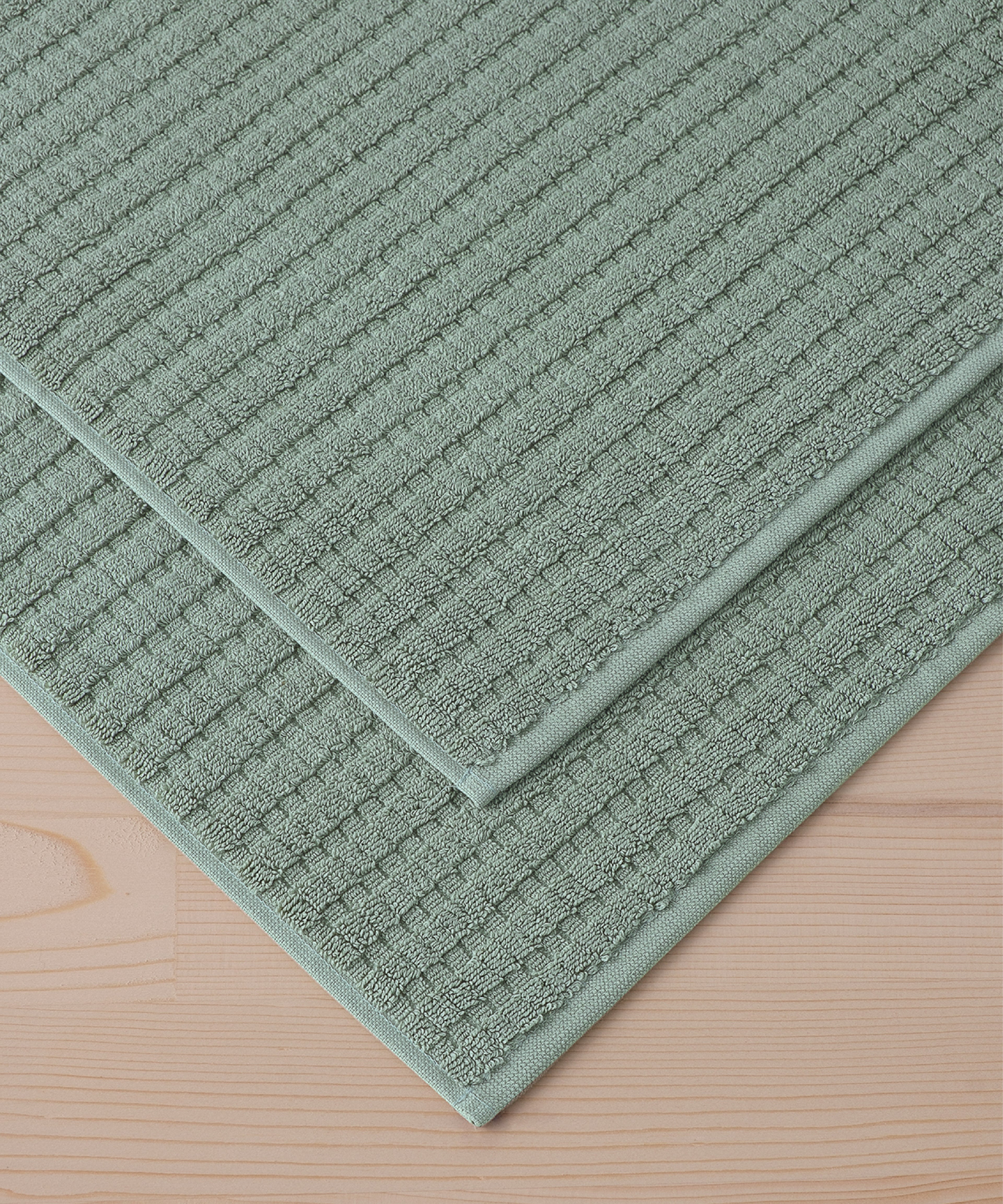Penta- 50x75cm Set of 2 Bathmats Green