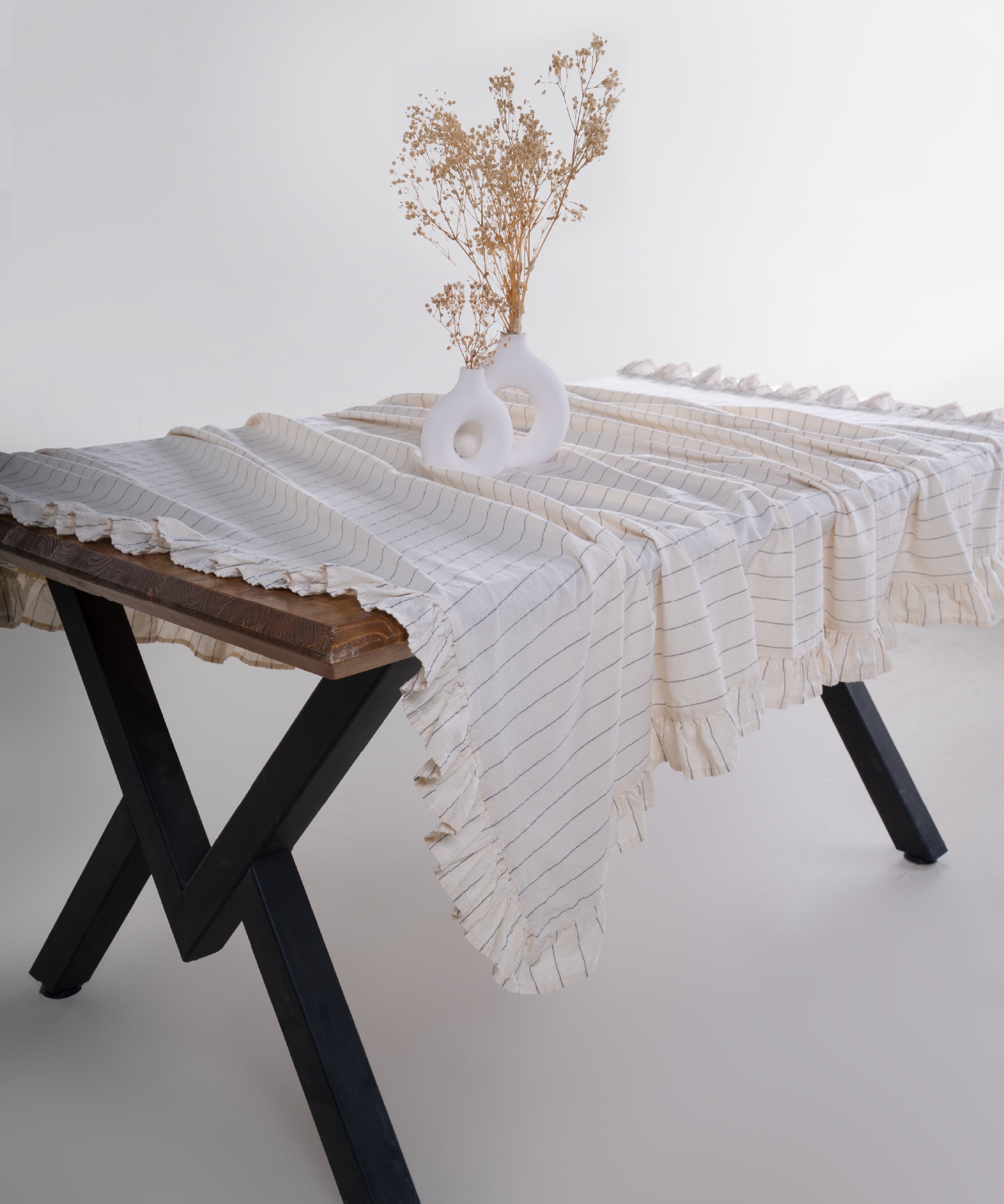 Leila %100 Cotton Garment Wash Tablecloth - 140X200cm