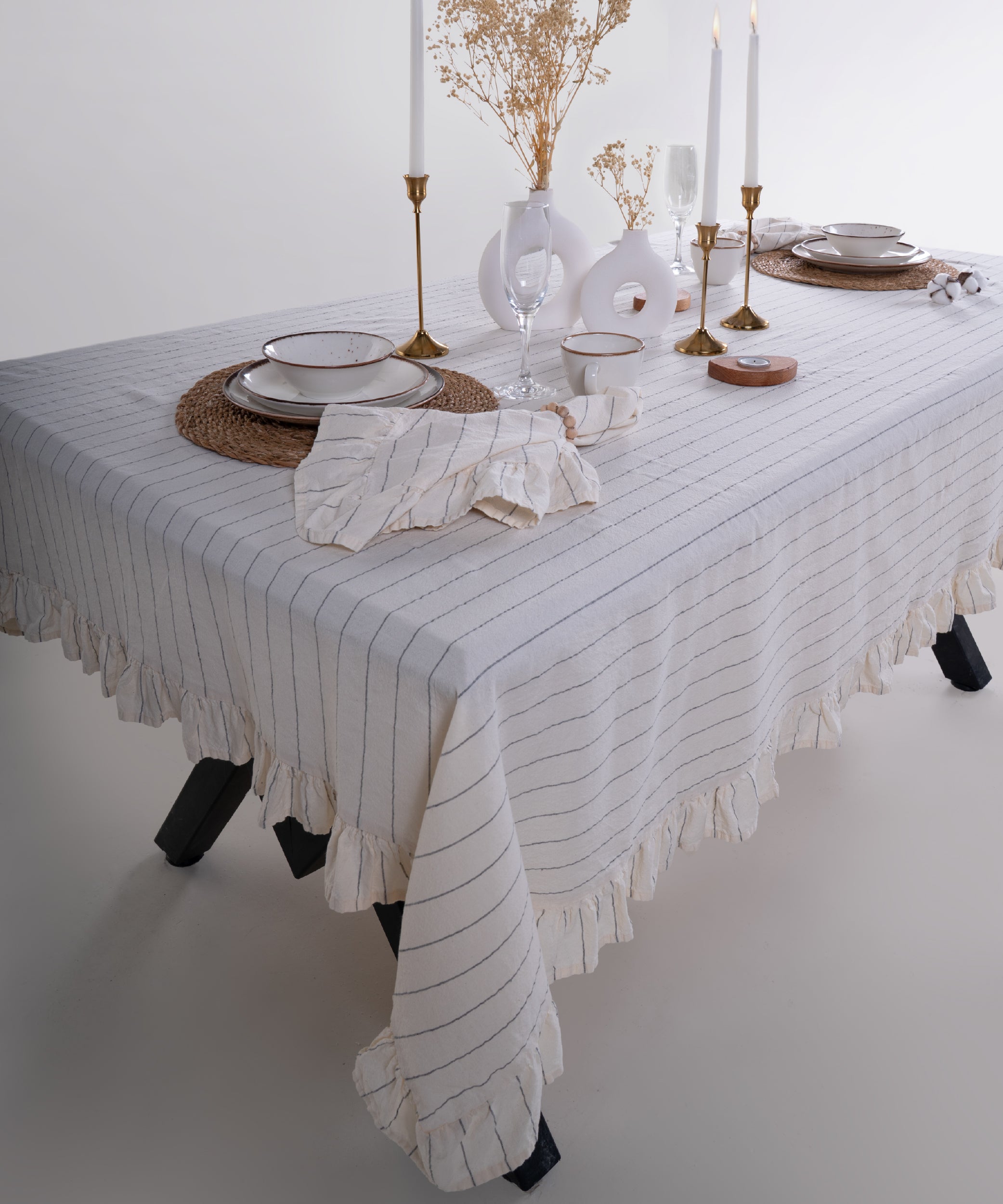 Leila %100 Cotton Garment Wash Tablecloth - 140X200cm