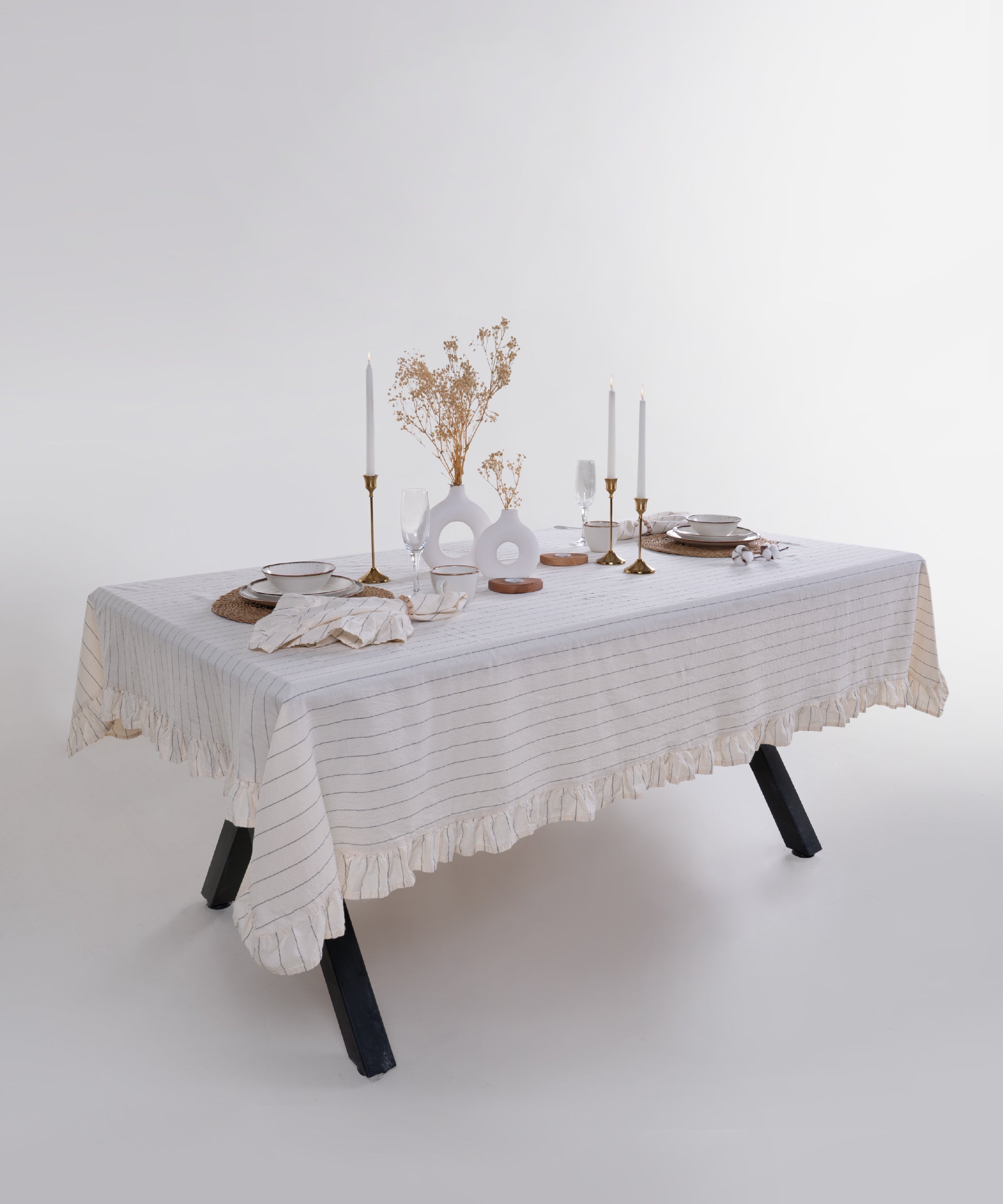 Leila %100 Cotton Garment Wash Tablecloth - 140X200cm