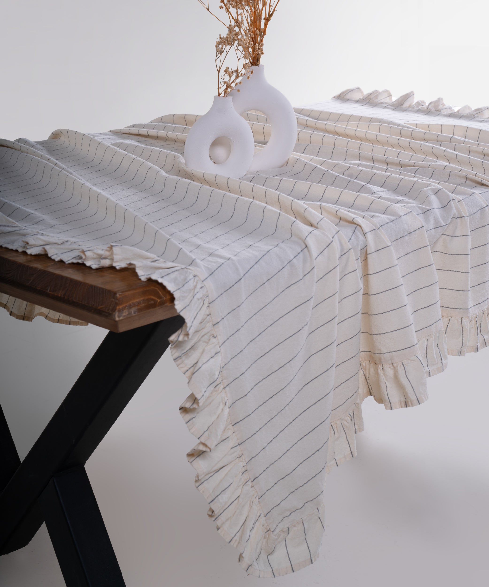 Leila %100 Cotton Garment Wash Tablecloth - 140X200cm