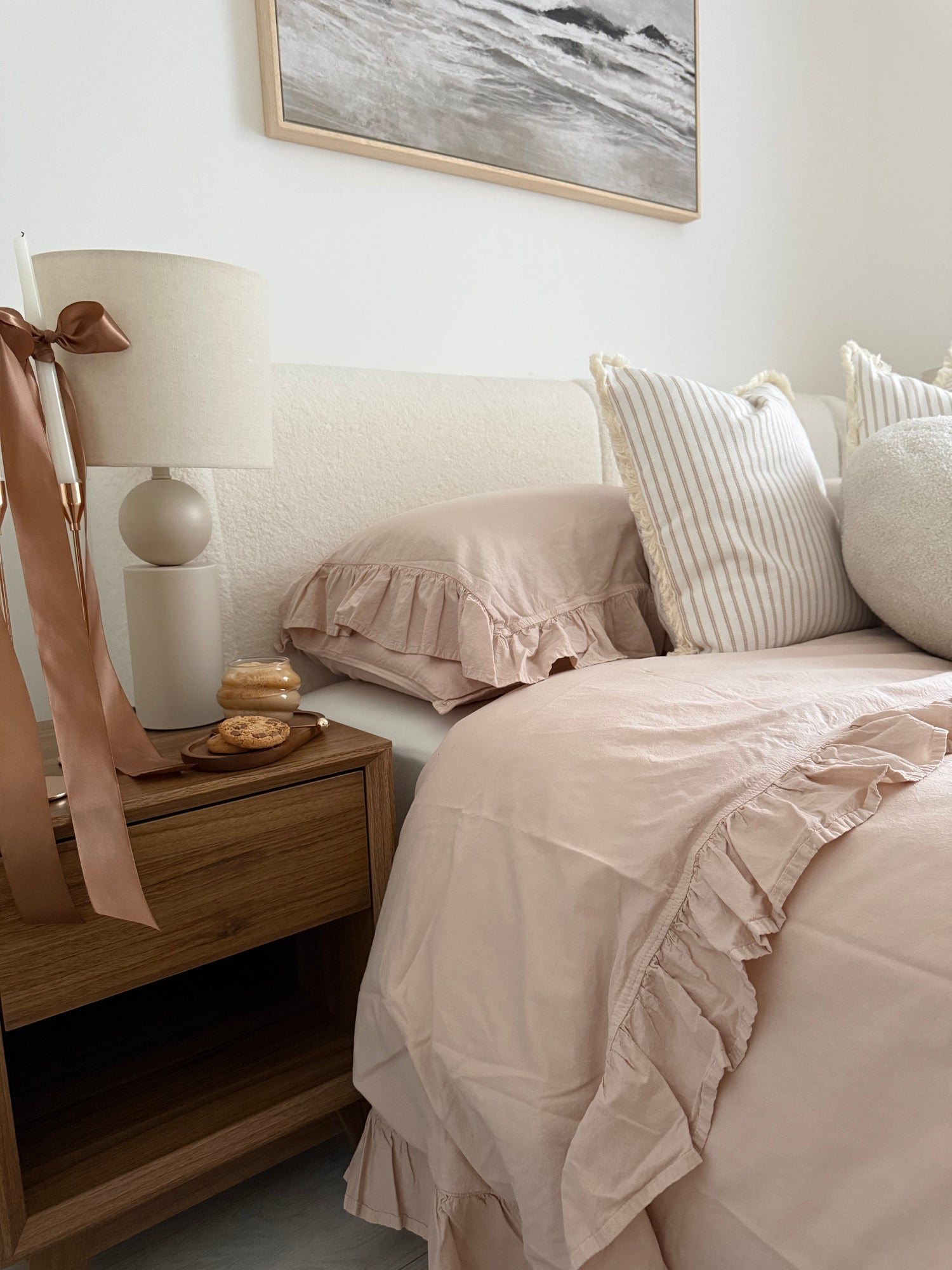 The Psychological Effects of Bedding Colors on Sleep and Mood
