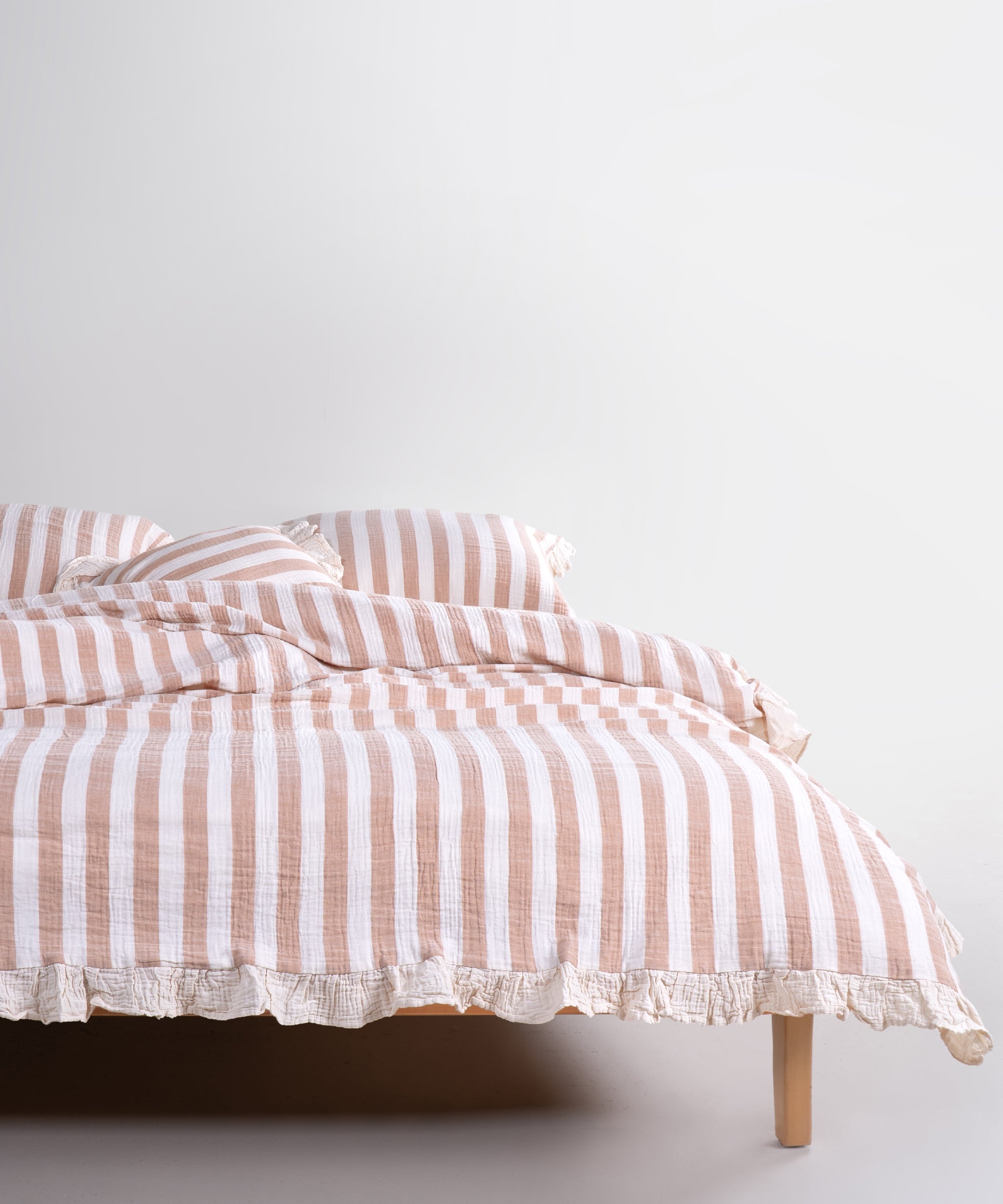 Beige and mustard striped 100% cotton muslin duvet cover set, yarn dyed and garment washed, breathable bedding with ruffled edges