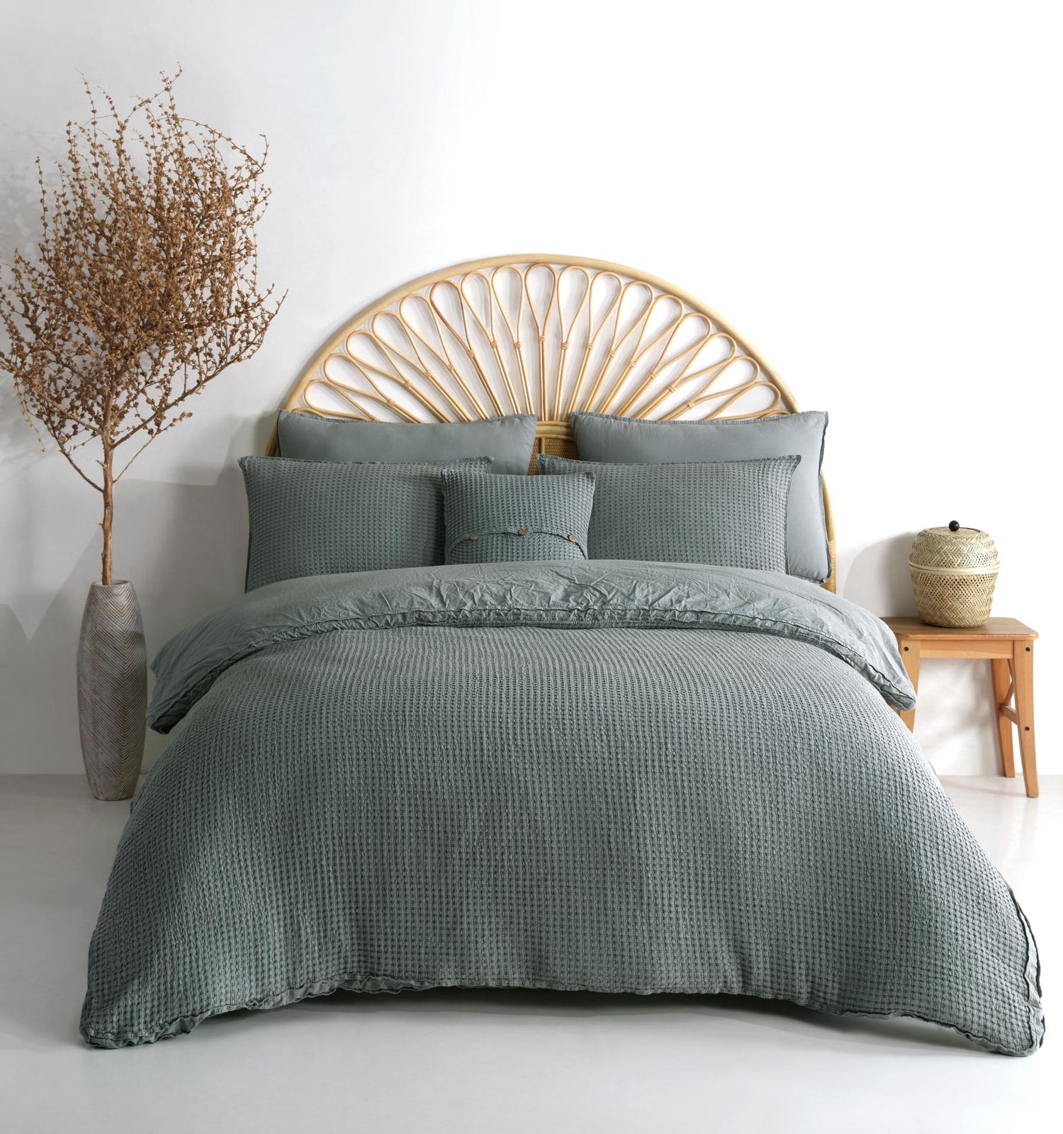 Bassin Stonewashed 100% Cotton Duvet Cover Set - Natural Green