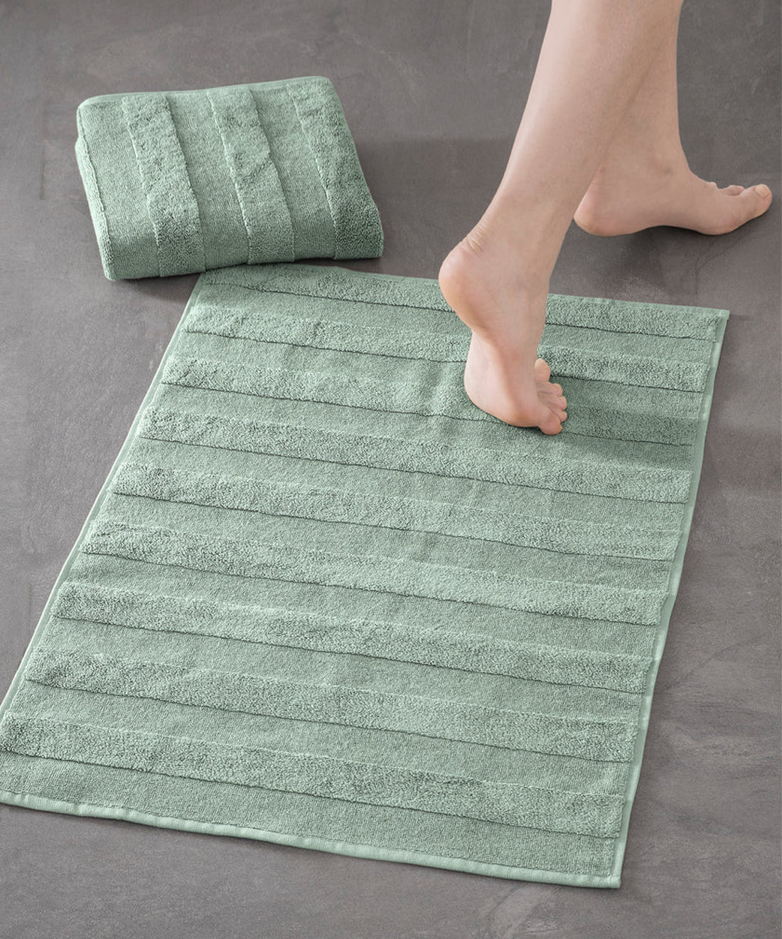 Mons - 50x75cm Set of 2 Bathmats Green