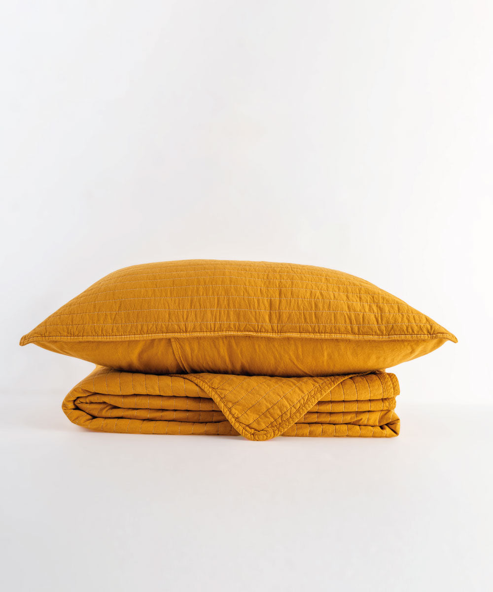 Essualte Bacis Bedspread Set Mustard