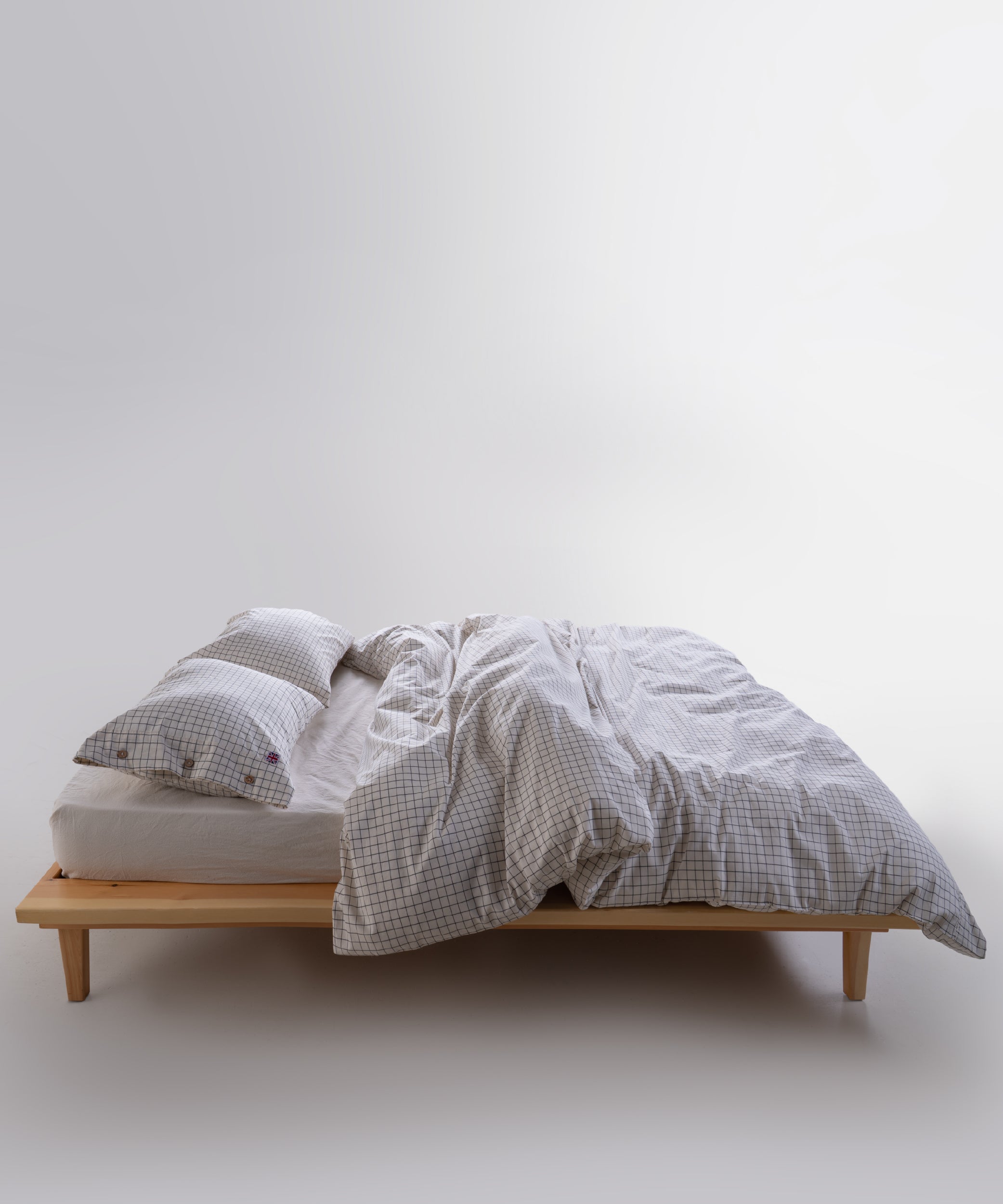 Secure Button Closure for a Neat &amp; Practical Finish