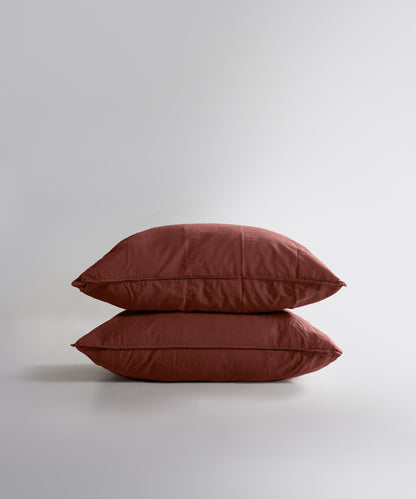 100% cotton pillowcase set in Cinnamon Stick with a soft stonewashed finish. Includes 2 pillowcases, size 50x75cm, breathable and comfortable.