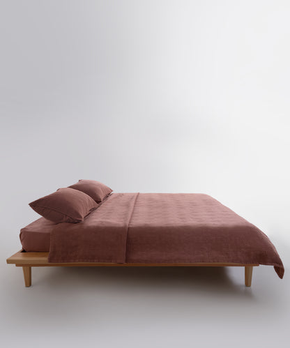 Lightweight 4 Season Quilted Bedspread with Pillowcases