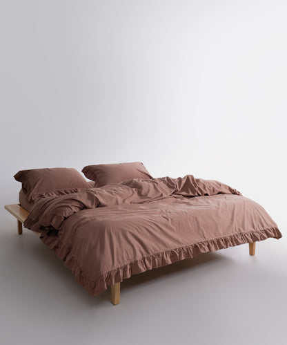 Double-needle seams and refined finishes for long-lasting quality in modern UK homes.