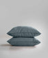 Fresh and calming med blue pillowcases made from breathable 100% cotton. Stonewashed for extra softness and a relaxed finish. Set of 2 (50x75 cm).