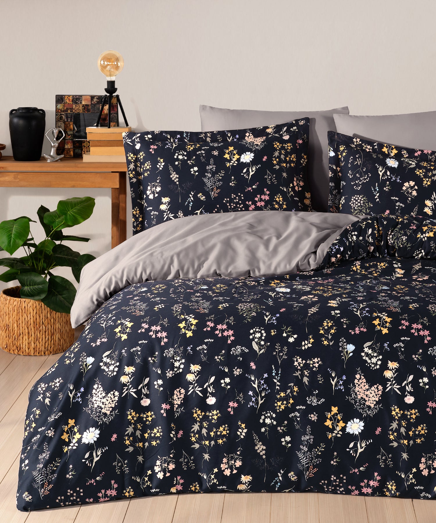 Midnight 100% Cotton Sateen Duvet Cover Set - Dress Blue