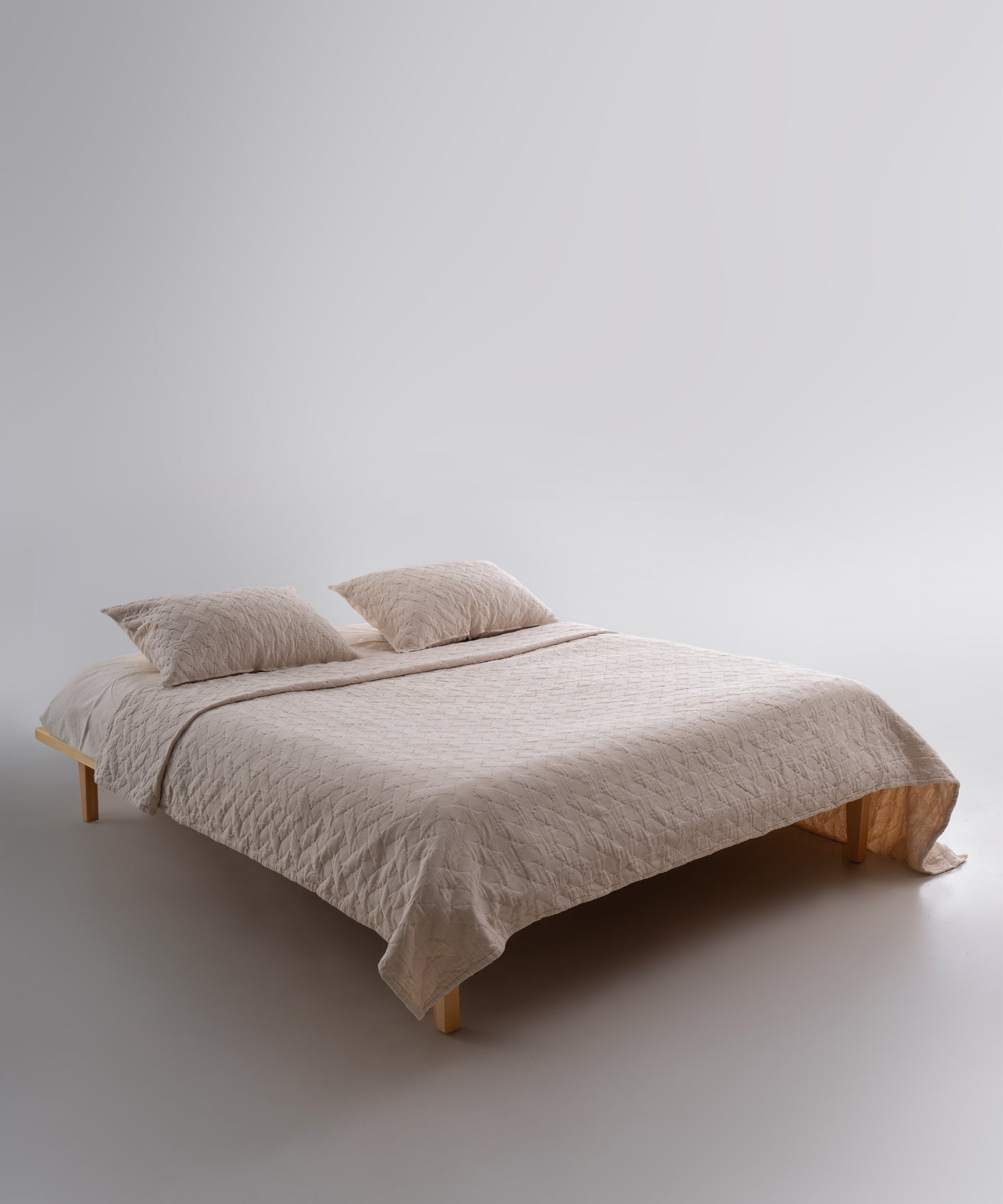 Brianna 100% Cotton Stonewashed Bedspread Set - Cream