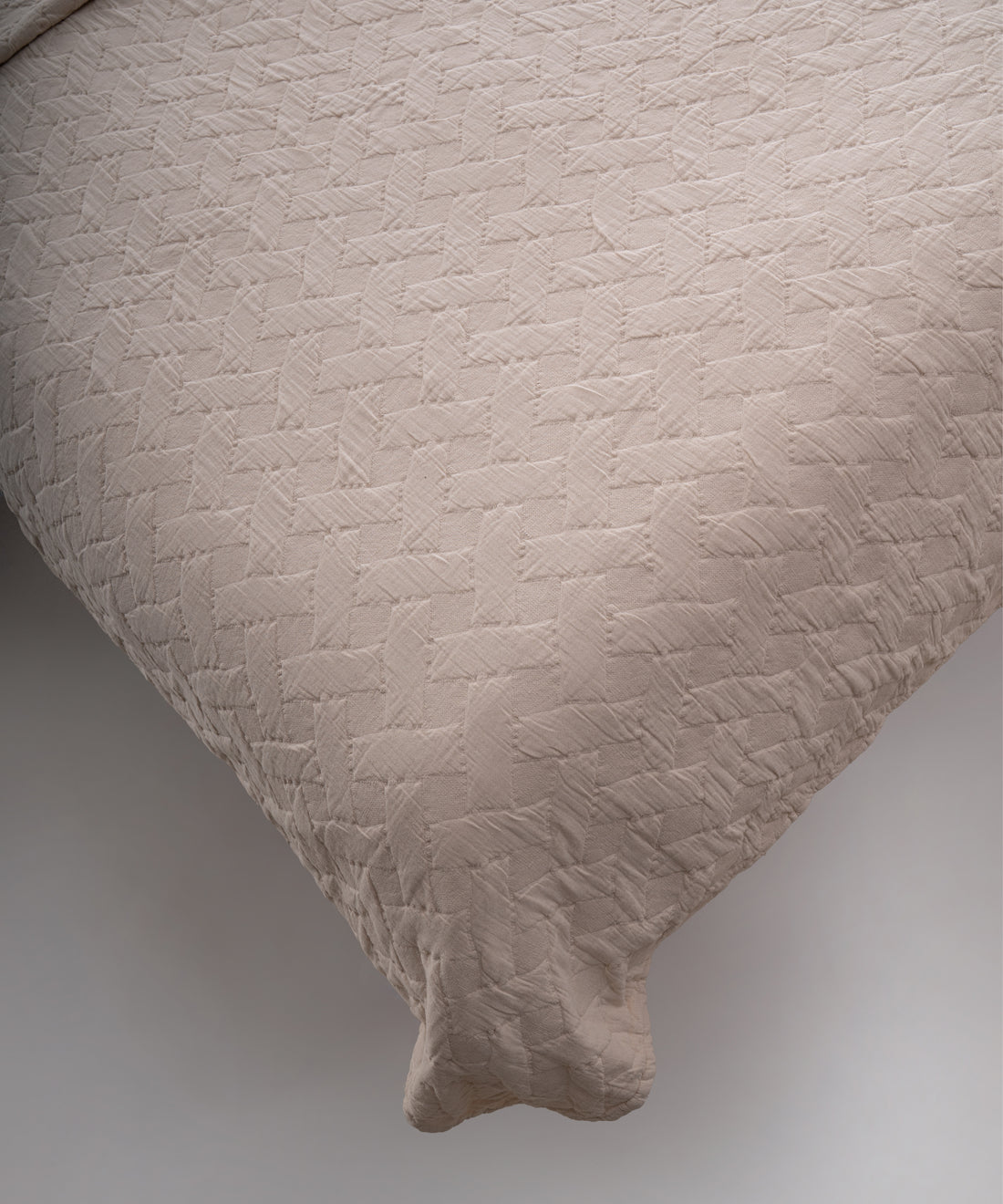 Brianna 100% Cotton Stonewashed Bedspread Set - Cream