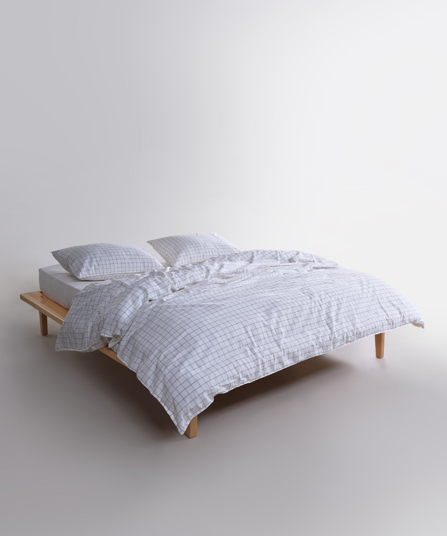 İnara Snow White Checkered 100% Soft Cotton Duvet Cover Set - Stonewashed | Limasso