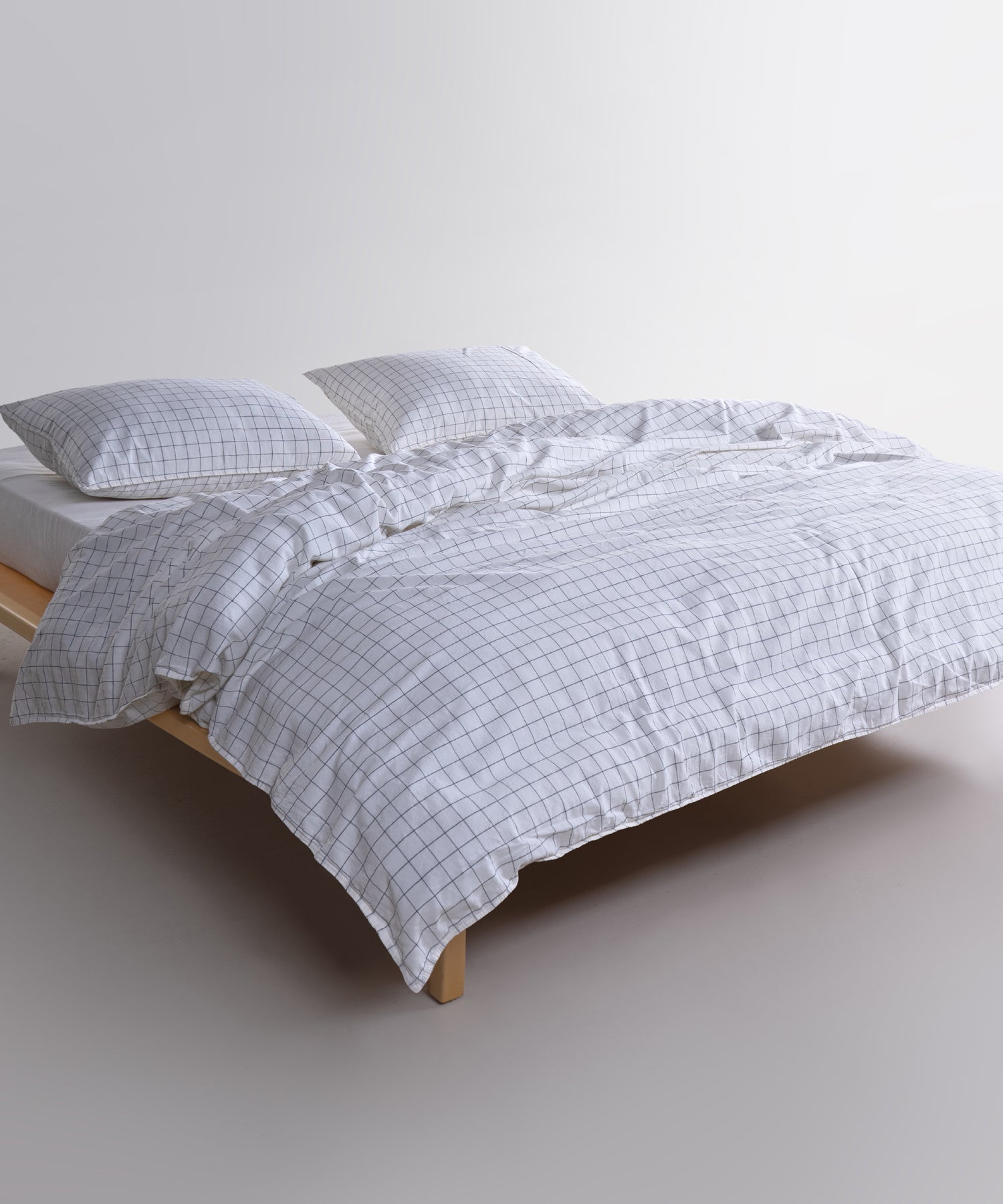 İnara Snow White Checkered 100% Soft Cotton Duvet Cover Set - Stonewashed | Limasso