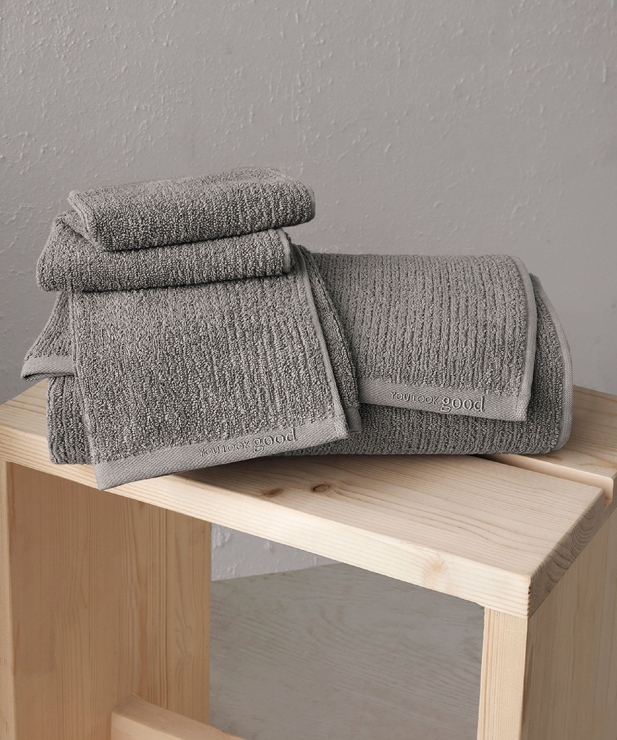 Pana - 50x90cm 1 Towel + 70x140cm 1 Towel Grey