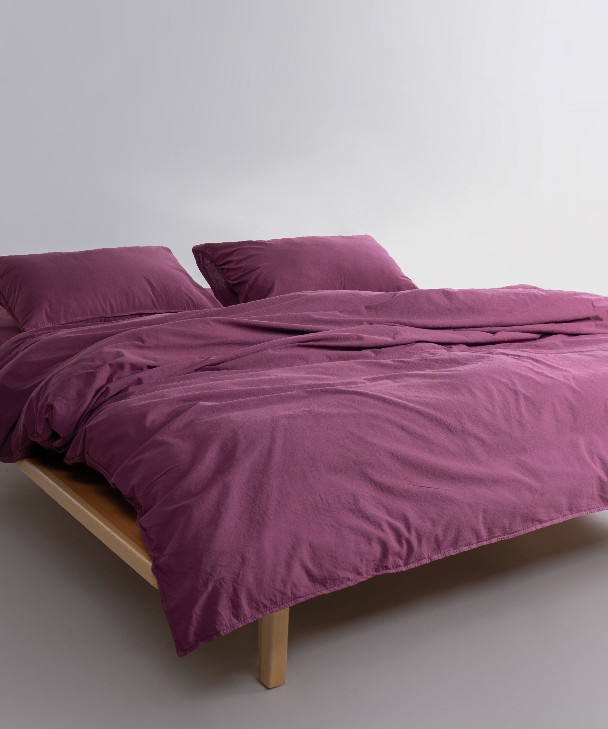 Stonewash Standart 100% Soft Cotton Pillowcase Raspberry