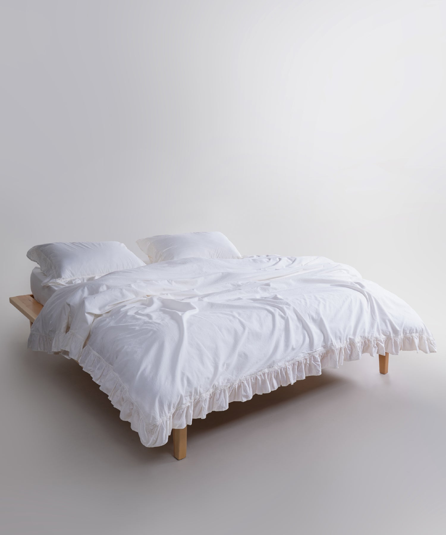 Stonewashed Exclusive 100% Soft Cotton Ruffled Duvet Cover Snow White